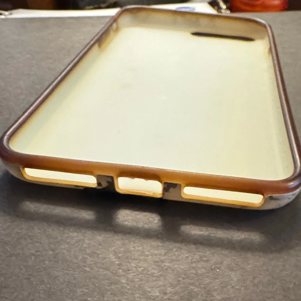 Luxurious Marble Phone Case - Cream‎ and Gold